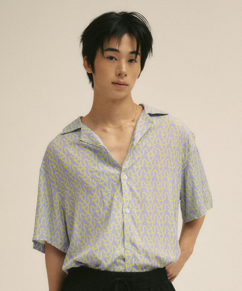 VILLA RAY（ヴィラ・レイ）の「モザイクウェーブ メンズ ビスコースシャツ（シャツ/ブラウス・メンズ・その他・LARGE/X-LARGE/MEDIUM）」の5枚目の写真