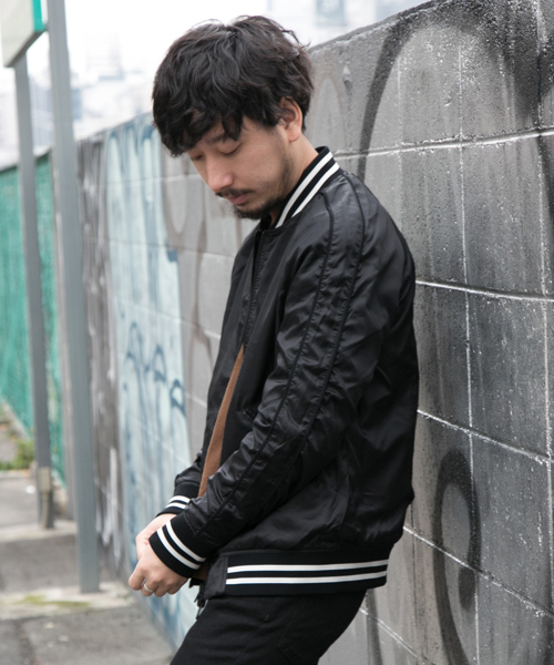 URBAN RESEARCH（アーバンリサーチ）の「REVERSIBLE SKA JACKET（ブルゾン・メンズ・カーキ/ブラック・SMALL/LARGE/MEDIUM）」の2枚目の写真