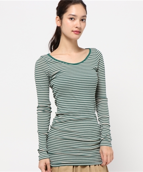 RNA-N（アールエヌエーエヌ）の「L7310 リブロング丈ボーダーロンT（Tシャツ/カットソー・レディース・プラム/ブラック×カーキ/イエロー/グリーン/その他1/ホワイト×グリーン/ピンク系その他/イエロー系その他/パープル系その他/チャコールグレー×ブラック/レッド系その他/グリーン系その他/ブルー系その他/エンジ/ブラック/ピンク/カーキ/グレー/パープル/ライトブルー/その他2/ホワイト×ネイビー・MEDIUM）」の2枚目の写真