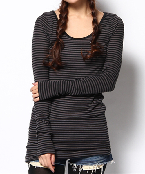 RNA-N（アールエヌエーエヌ）の「L7310 リブロング丈ボーダーロンT（Tシャツ/カットソー・レディース・プラム/ブラック×カーキ/イエロー/グリーン/その他1/ホワイト×グリーン/ピンク系その他/イエロー系その他/パープル系その他/チャコールグレー×ブラック/レッド系その他/グリーン系その他/ブルー系その他/エンジ/ブラック/ピンク/カーキ/グレー/パープル/ライトブルー/その他2/ホワイト×ネイビー・MEDIUM）」の7枚目の写真