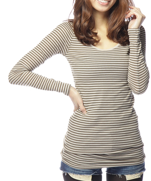 RNA-N（アールエヌエーエヌ）の「L7310 リブロング丈ボーダーロンT（Tシャツ/カットソー・レディース・プラム/ブラック×カーキ/イエロー/グリーン/その他1/ホワイト×グリーン/ピンク系その他/イエロー系その他/パープル系その他/チャコールグレー×ブラック/レッド系その他/グリーン系その他/ブルー系その他/エンジ/ブラック/ピンク/カーキ/グレー/パープル/ライトブルー/その他2/ホワイト×ネイビー・MEDIUM）」の8枚目の写真