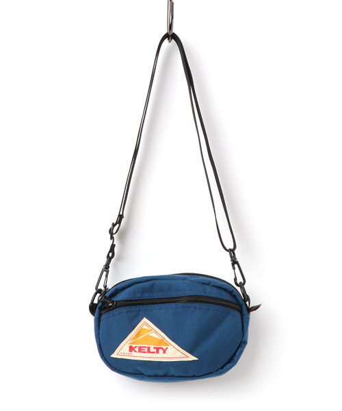 KELTY（ケルティ）の「【KELTY/ケルティ】ナイロンポーチ　オーバルショルダーバッグS / OVAL SHOULDER S（ショルダーバッグ・メンズ・オリーブ/タン/サンドベージュ/グレー/オリーブドラブ/レッド/ネイビー/ブラウン系その他/ブラック/マスタード/ブルー/ダークグレー/ピンク/パープル/グリーン・FREE）」の12枚目の写真