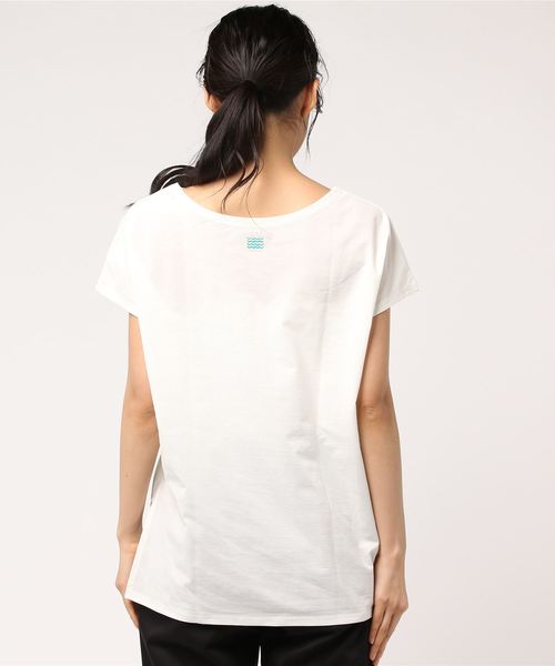 BILLABONG(ビラボン)の「BILLABONG レディース【ACTIVE】トレーニングUVルーズTシャツ(Tシャツ/カットソー・レディース・ネイビー/レッド/ホワイト・MEDIUM)」の5枚目の写真