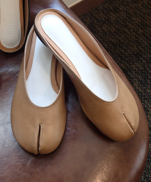 shopnikoniko(ショップニコニコ)の「足袋バブーシュ(その他シューズ・レディース・ホワイト/ブラック/ベージュ・23cm/23.5cm/24cm/24.5cm/22.5cm)」の3枚目の写真