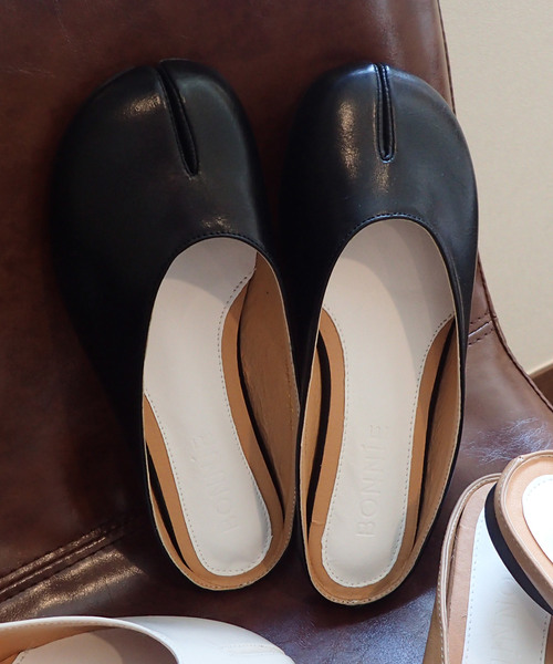 shopnikoniko(ショップニコニコ)の「足袋バブーシュ(その他シューズ・レディース・ホワイト/ブラック/ベージュ・23cm/23.5cm/24cm/24.5cm/22.5cm)」の2枚目の写真