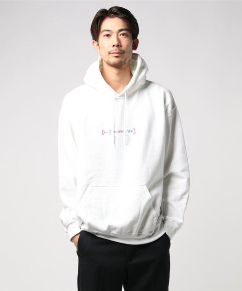 SEVENDAYS=SUNDAY（セブンデイズサンデイ）の「【別注】THE STRAIT LABEL HOODED SWEAT（スウェット・メンズ・ホワイト/ブラック・L/XL/M）」の2枚目の写真