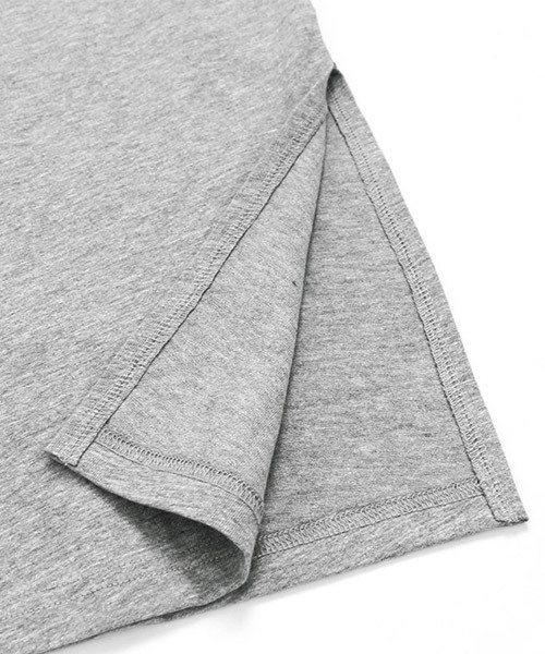 Pierrot(ピエロ)の「コクーンシルエット Tシャツワンピース(ワンピース・レディース・ブラック/ネイビー/オフホワイト/カーキ/杢グレー/グレー系その他・M/L)」の12枚目の写真