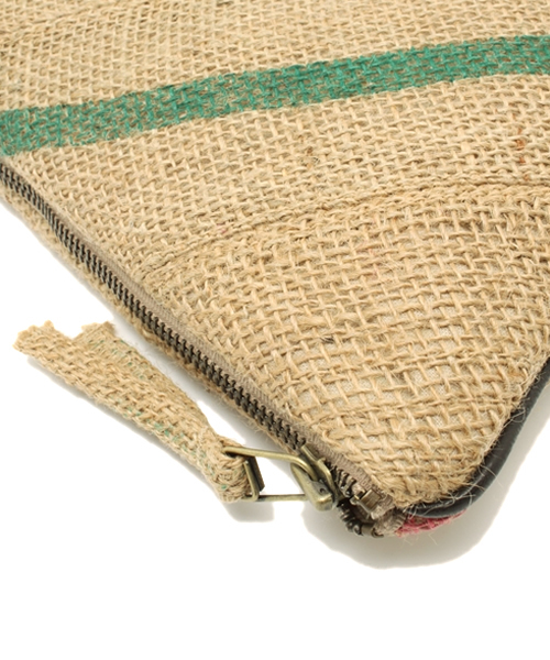 goa(ゴア)の「ジュートパッチワークBAG(クラッチバッグ・レディース・A・FREE)」の3枚目の写真
