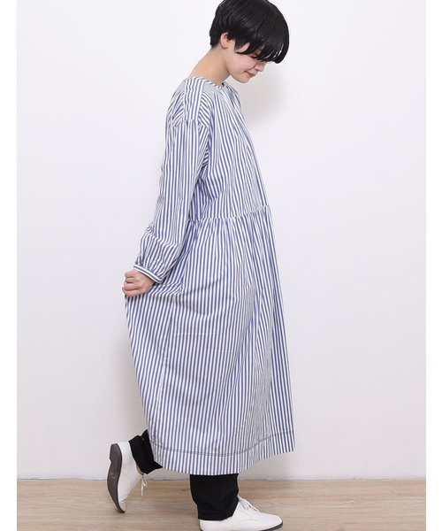 POU DOU DOU(プードゥドゥ)の「洗いざらしコットン2WAYワンピース(ワンピース・レディース・ネイビー/オフホワイト/ブルー・3)」の15枚目の写真