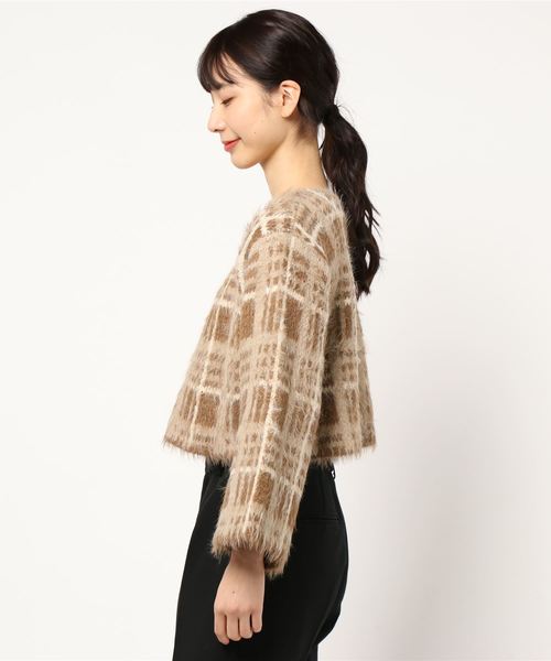 EGOIST（エゴイスト）の「シャギーチェックニットＴＯＰ（ニット/セーター・レディース・ブラック/ブラウン/ボルドー・FREE）」の4枚目の写真