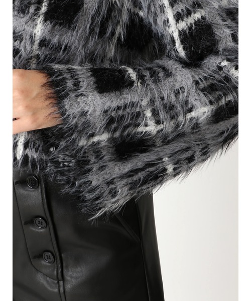 EGOIST（エゴイスト）の「シャギーチェックニットＴＯＰ（ニット/セーター・レディース・ブラック/ブラウン/ボルドー・FREE）」の9枚目の写真