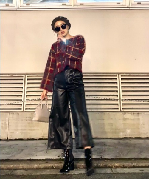 EGOIST（エゴイスト）の「シャギーチェックニットＴＯＰ（ニット/セーター・レディース・ブラック/ブラウン/ボルドー・FREE）」の18枚目の写真