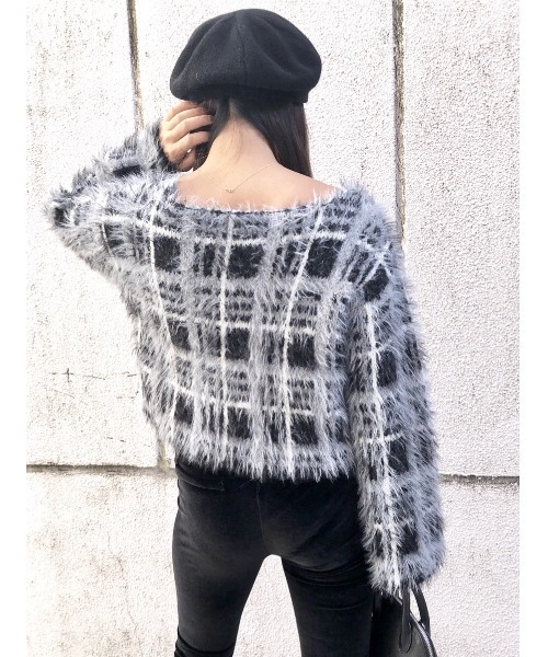 EGOIST（エゴイスト）の「シャギーチェックニットＴＯＰ（ニット/セーター・レディース・ブラック/ブラウン/ボルドー・FREE）」の22枚目の写真