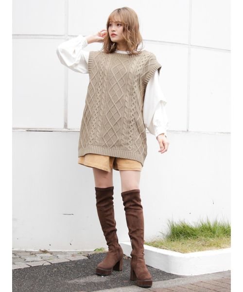 dazzlin(ダズリン)の「ケーブルバックデザインロングベスト(ベスト・レディース・ベージュ/ブラウン/カーキ/アイボリー・FREE)」の13枚目の写真