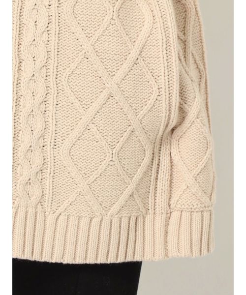 dazzlin(ダズリン)の「ケーブルバックデザインロングベスト(ベスト・レディース・ベージュ/ブラウン/カーキ/アイボリー・FREE)」の10枚目の写真