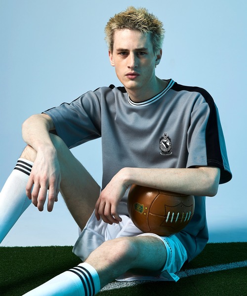 EMMA CLOTHES(エマクローズ)の「ポンチローマ オーバーサイズ 切り替え Footballロゴカットソー 1/2 sleeve (EMMA CLOTHES)(Tシャツ/カットソー・メンズ・ホワイト/ブラック/パープル/グリーン/グレー系その他2・M/L)」の5枚目の写真
