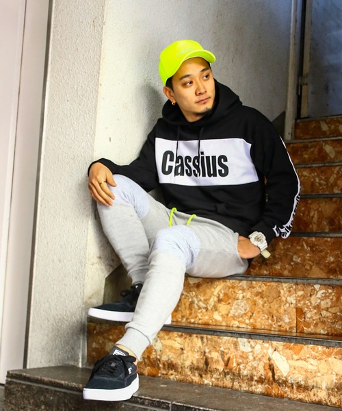 adamsJUGGLER(アダムスジャグラー)の「カシアスプルパーカー(パーカー・メンズ・ホワイト/ブラック/ベージュ・S/M/L)」の4枚目の写真