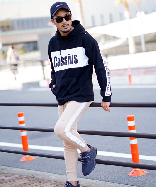 adamsJUGGLER(アダムスジャグラー)の「カシアスプルパーカー(パーカー・メンズ・ホワイト/ブラック/ベージュ・S/M/L)」の8枚目の写真