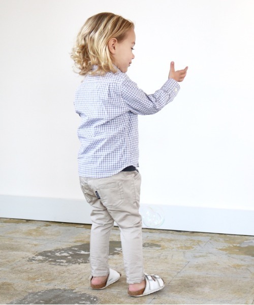 quoti use fith（クゥオティ　ユース　フィス）の「ストレッチツイルスリムロングパンツ（その他パンツ・キッズ・ブラック/グレー/カーキ/ベージュ・100/90/130/120/110/80）」の8枚目の写真