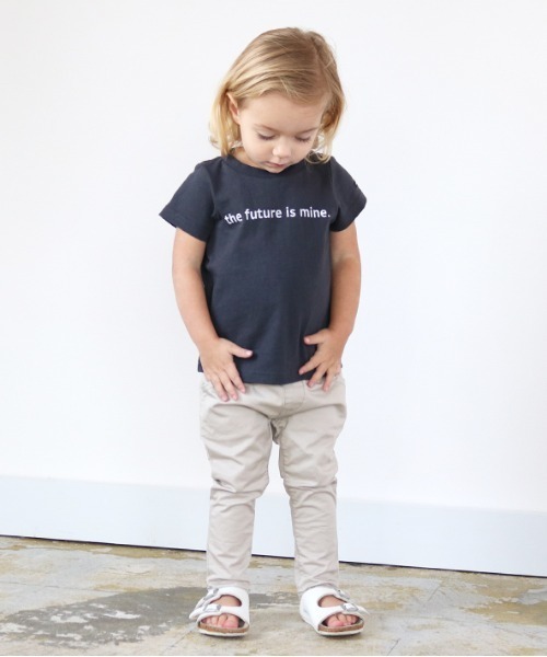 quoti use fith（クゥオティ　ユース　フィス）の「ストレッチツイルスリムロングパンツ（その他パンツ・キッズ・ブラック/グレー/カーキ/ベージュ・100/90/130/120/110/80）」の7枚目の写真