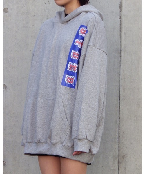 VIBGYOR Women（ヴィブジョー　ウィメン）の「【Re:one】90s STDED ORANGE HOODIE(MA)（パーカー・レディース・ブラック/グレー/オレンジ・FREE）」の6枚目の写真
