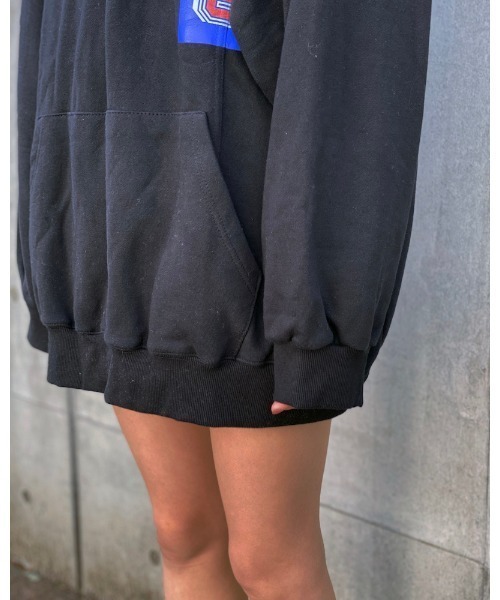 VIBGYOR Women（ヴィブジョー　ウィメン）の「【Re:one】90s STDED ORANGE HOODIE(MA)（パーカー・レディース・ブラック/グレー/オレンジ・FREE）」の16枚目の写真