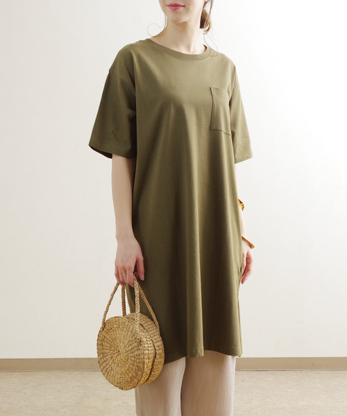 Fizz(フィズ)の「【Fizz/フィズ】 ポケット付きビッグチュニック(チュニック・レディース・ブラック/カーキ/グレイッシュベージュ/アイボリー/マスタード/パープル/ベージュ/モカ/ブルー・M)」の6枚目の写真