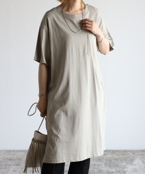 Fizz(フィズ)の「【Fizz/フィズ】 ポケット付きビッグチュニック(チュニック・レディース・ブラック/カーキ/グレイッシュベージュ/アイボリー/マスタード/パープル/ベージュ/モカ/ブルー・M)」の12枚目の写真