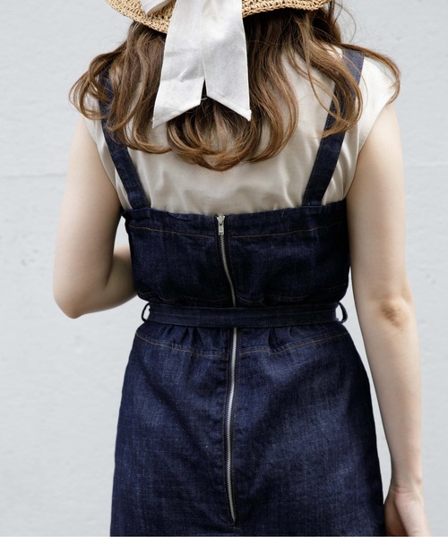 flower（フラワー）の「ビターデニムワンピース（ワンピース・レディース・ネイビー・フリー）」の3枚目の写真