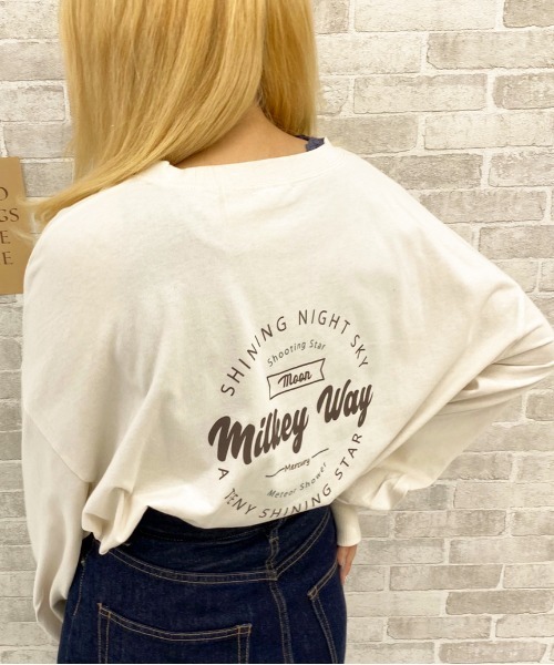 apres jour（アプレジュール）の「アソート袖ボリュームロンT【ZOZOTOWN限定アイテム】（Tシャツ/カットソー・レディース・ブラック/ライトブラウン/ブラック系その他2/ラベンダー/ホワイト系その他4/モカ/ライトホワイト/ブラウン系その他/ダークブラウン/アイボリー/ホワイト系その他5/ホワイト系その他2/ホワイト系その他3/ホワイト/その他/チャコールグレー/オフホワイト/ホワイト系その他・フリー）」の13枚目の写真