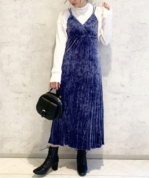 Heather（ヘザー）の「クラッシュベロアキャミワンピース 898015（ワンピース・レディース・ベージュ系その他/グレー系その他/ブルー・FREE）」の3枚目の写真