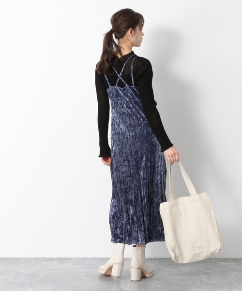 Heather（ヘザー）の「クラッシュベロアキャミワンピース 898015（ワンピース・レディース・ベージュ系その他/グレー系その他/ブルー・FREE）」の5枚目の写真
