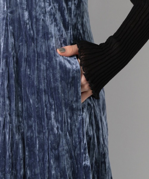 Heather（ヘザー）の「クラッシュベロアキャミワンピース 898015（ワンピース・レディース・ベージュ系その他/グレー系その他/ブルー・FREE）」の13枚目の写真