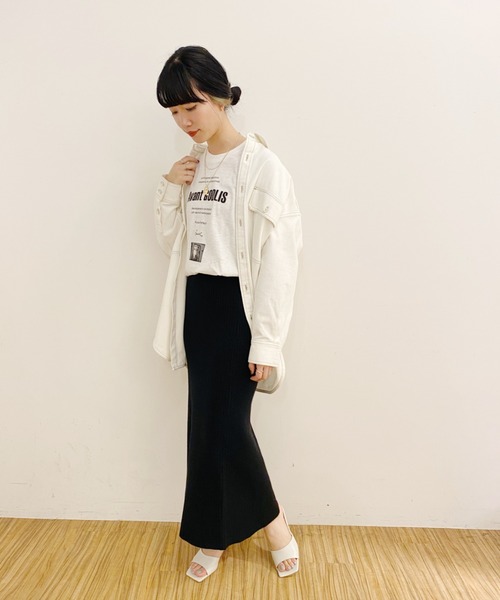 SHENERY(シーナリー)の「GODLIS フォトTee01(Tシャツ/カットソー・レディース・オフホワイト・FREE)」の13枚目の写真