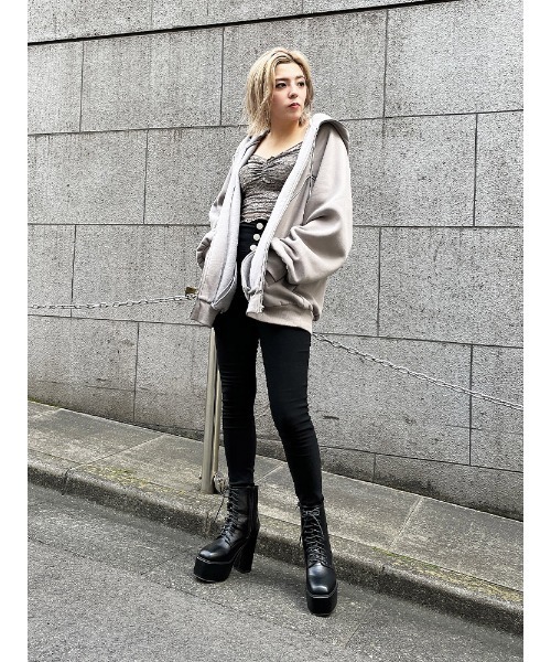 ENVYM（アンビー）の「ラインルーズＰＫ（パーカー・レディース・グレー/ホワイト/ブラック・FREE）」の11枚目の写真