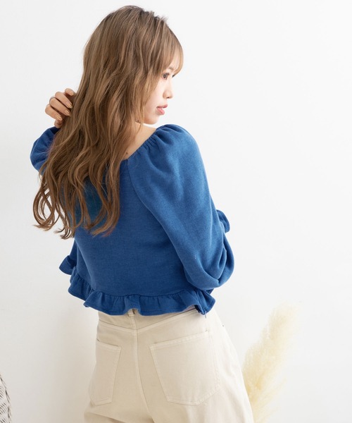 裾フリルトップス