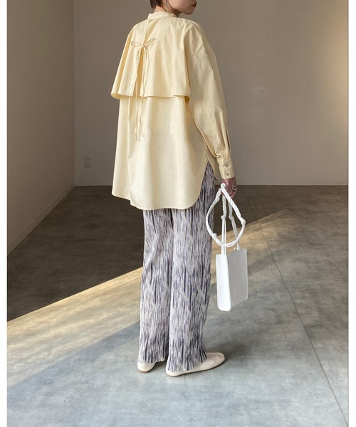 She's Closet（シーズクローゼット）の「バンドカラーボリュームスリーブバックリボン長袖ブロードケープシャツ（シャツ/ブラウス・レディース・ホワイト/ブラック/ベージュ/ブルー/ナチュラル/グリーン/ピンク/ネイビー/ベージュ系その他/ピンク系その他・FREE）」の20枚目の写真