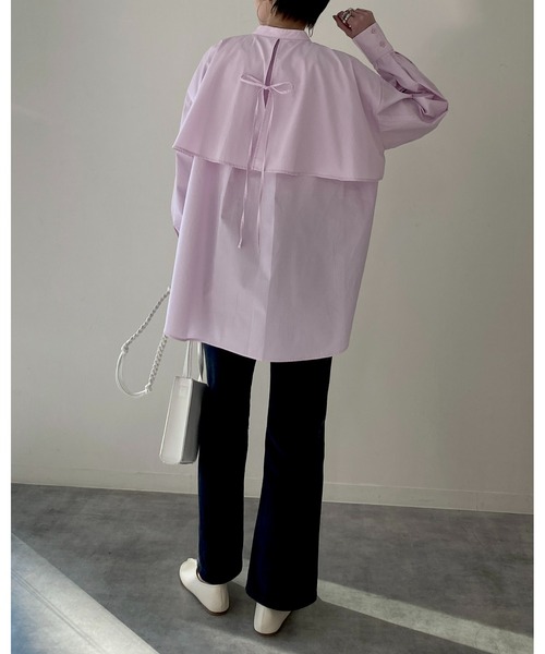 She's Closet（シーズクローゼット）の「バンドカラーボリュームスリーブバックリボン長袖ブロードケープシャツ（シャツ/ブラウス・レディース・ホワイト/ブラック/ベージュ/ブルー/ナチュラル/グリーン/ピンク/ネイビー/ベージュ系その他/ピンク系その他・FREE）」の22枚目の写真