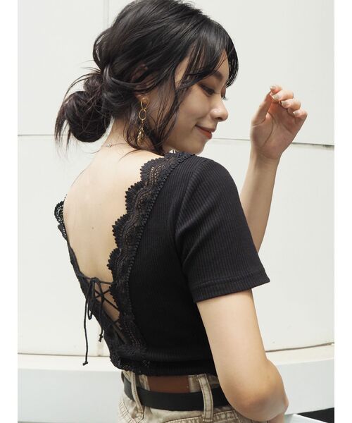 EVRIS（エヴリス）の「レーストリミングリブTOPS（Tシャツ/カットソー・レディース・ブラック/ホワイト/ピンク/ミント・FREE）」の3枚目の写真