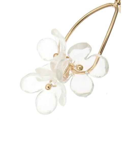 earth music&ecology（アースミュージックアンドエコロジー）の「クリアフラワーイヤリング ＊（イヤリング・レディース・ブラウン/クリア・FREE）」の3枚目の写真