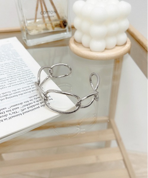 apres jour(アプレジュール)の「【apres jour×ARIAZ】チェーンバングル(バングル/リストバンド・レディース・シルバー/ゴールド・FREE)」の1枚目の写真