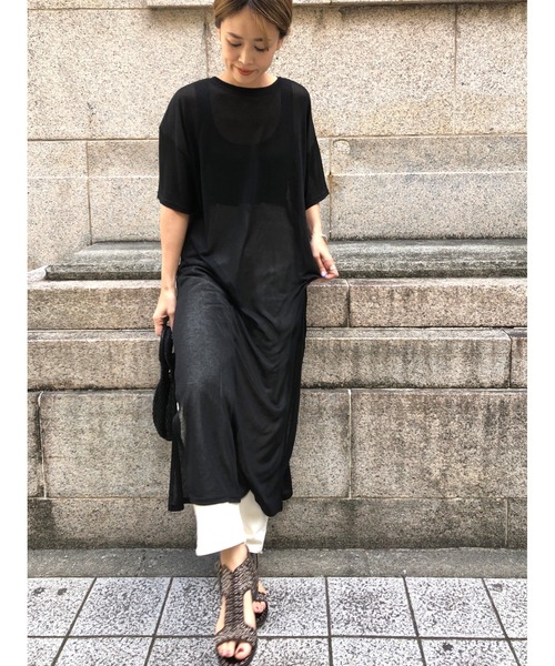 ulu(ウル)の「original Shear sleeve dress(ワンピース・レディース・ブラック・FREE)」の4枚目の写真