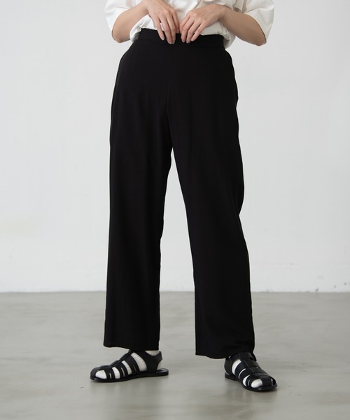 EDIT Gris（エディットグリ）の「リラックスストレートパンツ（その他パンツ・レディース・ブラック/ダークグリーン/オレンジ・FREE）」の7枚目の写真