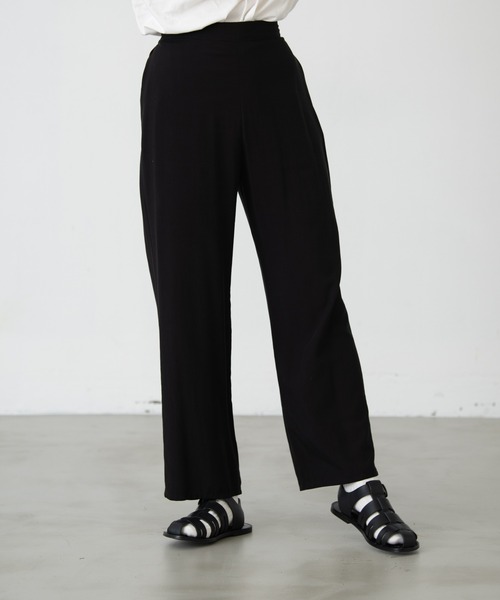 EDIT Gris（エディットグリ）の「リラックスストレートパンツ（その他パンツ・レディース・ブラック/ダークグリーン/オレンジ・FREE）」の9枚目の写真