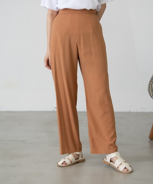 EDIT Gris（エディットグリ）の「リラックスストレートパンツ（その他パンツ・レディース・ブラック/ダークグリーン/オレンジ・FREE）」の13枚目の写真