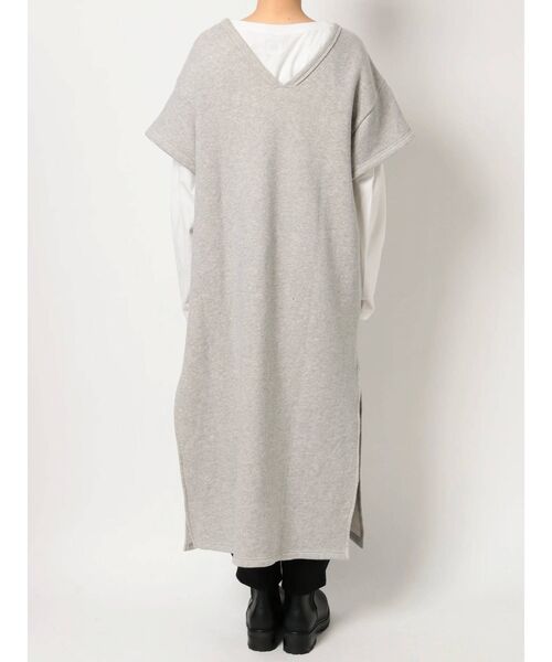Ungrid（アングリッド）の「スウェットカフタンワンピース（ワンピース・レディース・ライトグレー/チャコールグレー・FREE）」の18枚目の写真