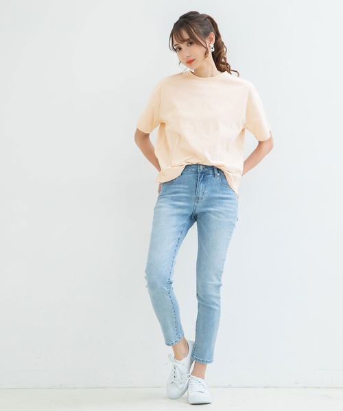 Newlyme（ニューリーミー）の「バックロゴTシャツ（Tシャツ/カットソー・レディース・ホワイト/ライトグレー/ブラック/ベージュ/ピンク/モカ/ホワイト×ブラック・MEDIUM/LARGE）」の15枚目の写真