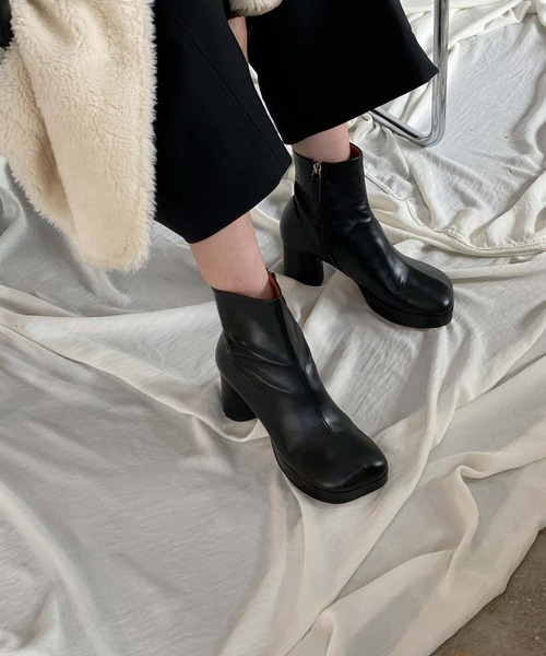 chuclla(チュクラ)の「【chuclla】【2021/AW】Round block-toe boots chs21a001(ブーツ・レディース・ブラック・40/36/39/38/37)」の3枚目の写真