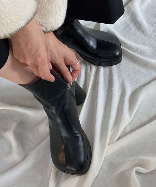 chuclla(チュクラ)の「【chuclla】【2021/AW】Round block-toe boots chs21a001(ブーツ・レディース・ブラック・40/36/39/38/37)」の9枚目の写真