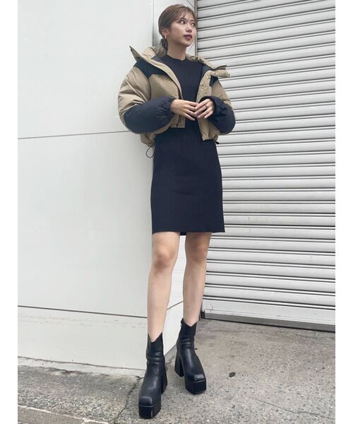 MURUA(ムルーア)の「バルーンスリーブミニニットワンピース(ワンピース・レディース・ブラック/ブルー/ブラウン/モカ・FREE)」の21枚目の写真